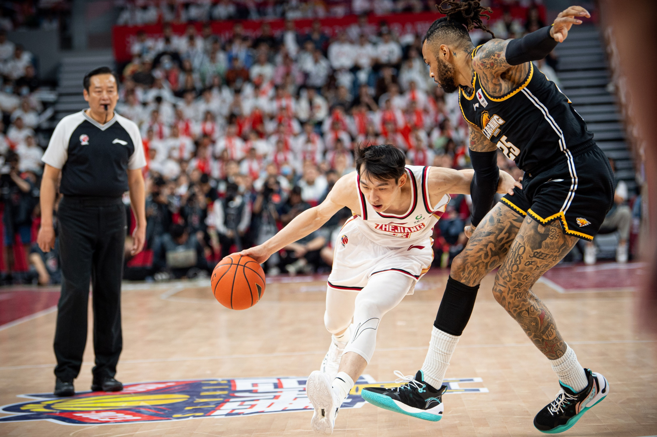 包含赛后体能课后，毕尔巴鄂竞技迎来里程碑备战NBA常规赛，气氛紧张，纪律约束更严格的词条